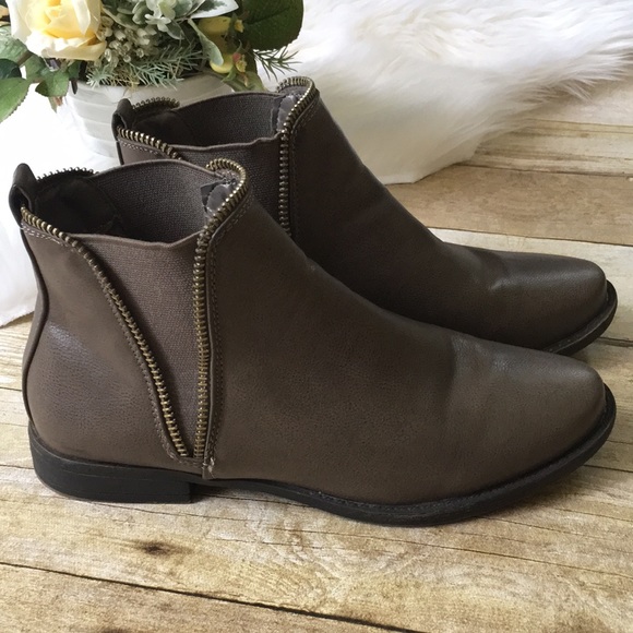 Bamboo Ankle Booties Size 6 - Picture 2 of 6